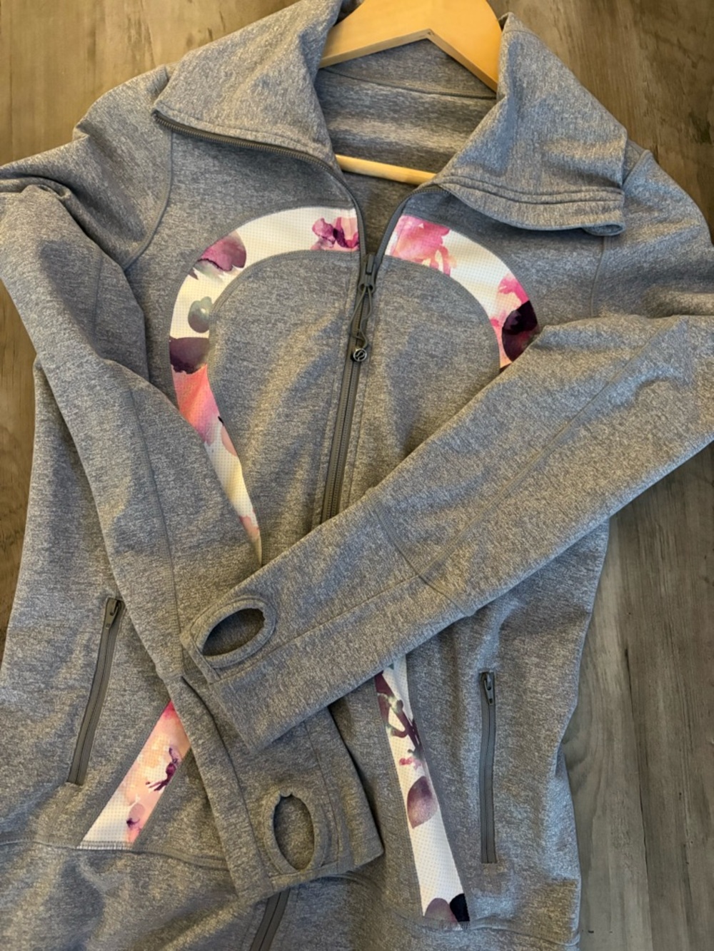 Lululemon Define Jacket - Picture 6 of 8